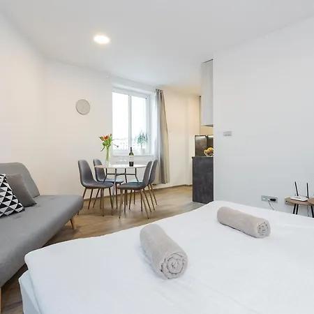 Apartment Harfa Prague
