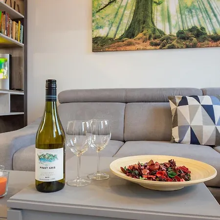 Апартаменты Harfa *