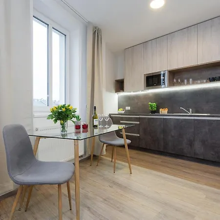 Harfa Апартаменты